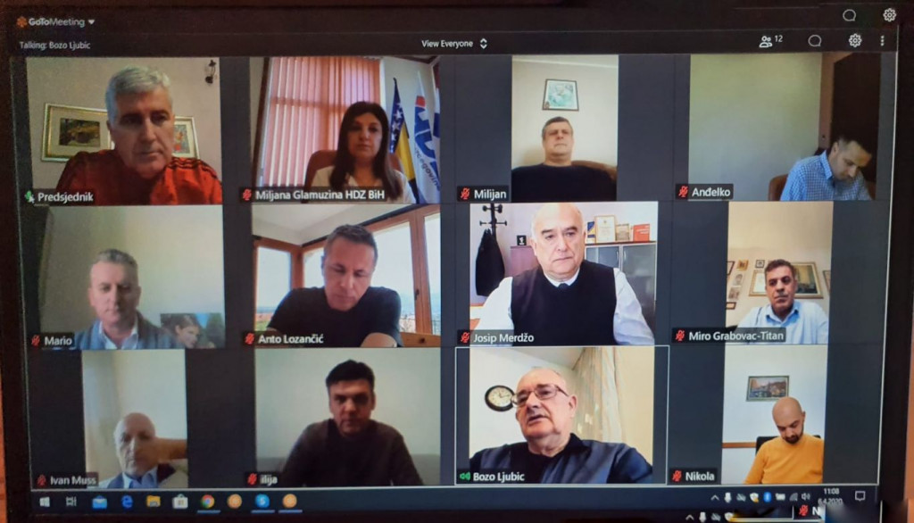 VIDEO SASTANAK HNS-a Ljubić priča, ostali slušaju