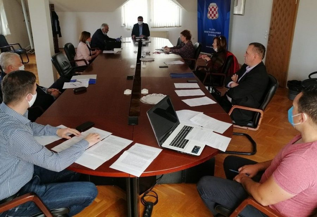 NOVE ZAPOVIJEDI U Hercegbosanskoj županiji od ponedjeljka dozvoljen rad trgovinama odjećom i obućom