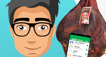 STRUKA ZBUNJENA Gordana Ž. (52, Čapljina) pokušala virtualnom korona asistentu Andriji dati pršut