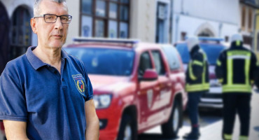 ZA NJIH NEMA STAJANJA Noću dezinfekcija protiv korone, danju borba s požarima