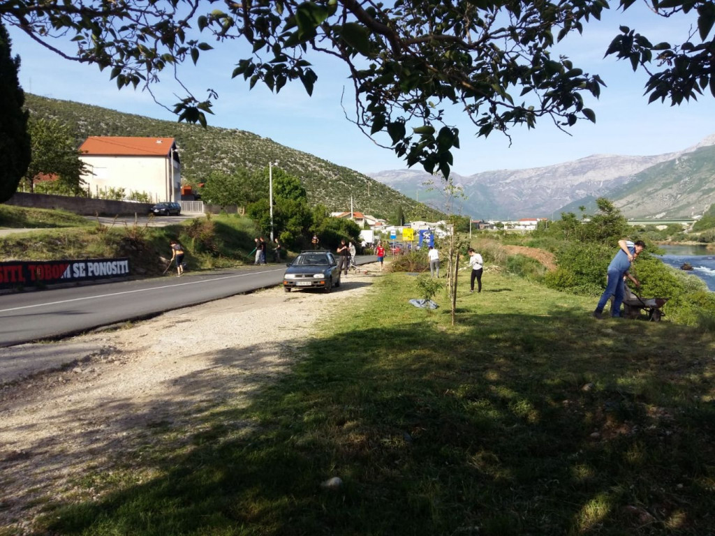UDRUŽENIM SNAGAMA Mladi Raštana i Orlaca organizirali ekološku akciju