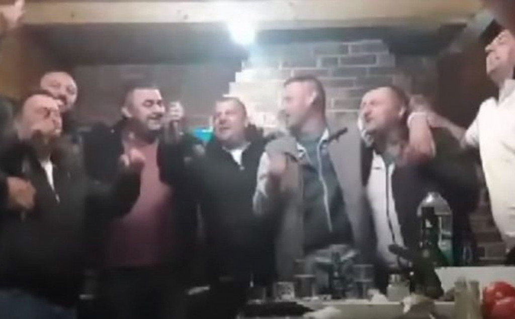 NOVI KORONA DERNEK Nije, nije magija u pitanju, problem je u piću i u skitanju
