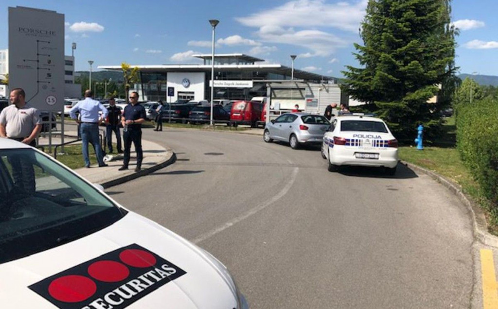 Deaktivirana bomba na Porscheu Hrvata iz Njemačke