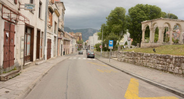 Prazne ulice Mostar