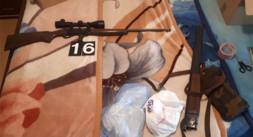 ŠIROKI BRIJEG-GRUDE 44-godišnjak zaustavljen s drogom pa napao policajce