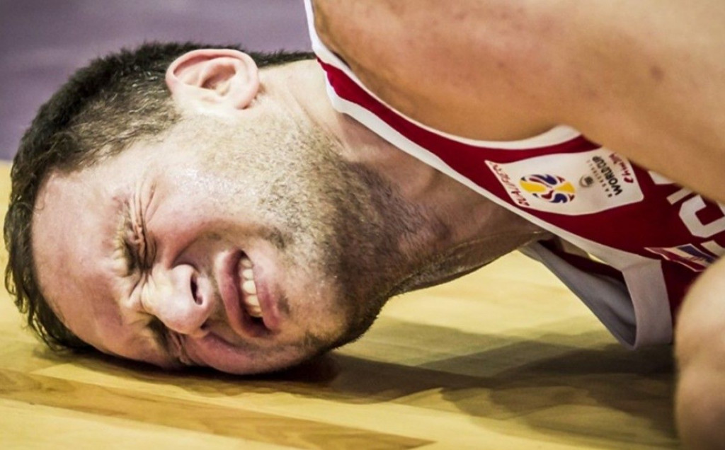 BABO POGAĐA I S RUKOM U GIPSU Bojan Bogdanović videom oduševio Ameriku