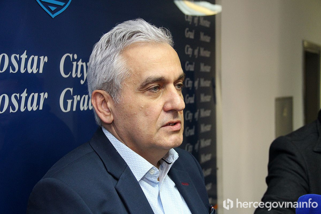 MOSTAR MOJ DOM "Aktualni i nelegalni gradonačelnik Bešlić se ponaša kao faraon"