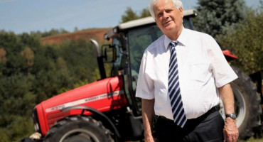 Uhićen načelnik Velike Kladuše Fikret Abdić