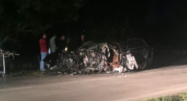 SUDAR Smrskani automobil na cesti Mostar - Široki Brijeg i četvero ozlijeđenih