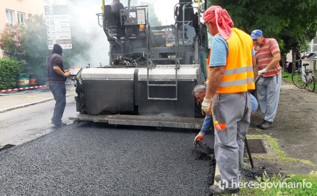 Radovi na cesti