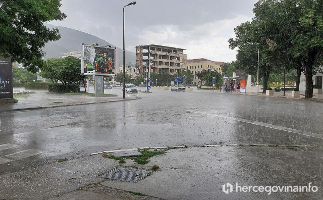 Kiša Španjolski trg