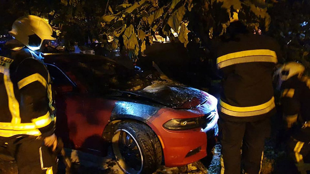 U Mostaru izgorio automobil