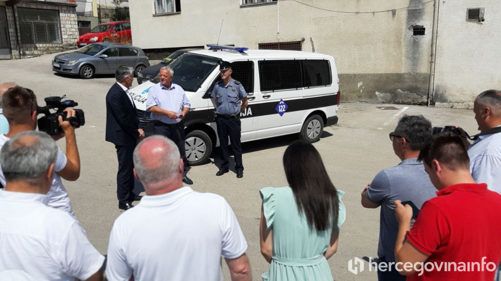 Policija u Prozoru dobila vozilo od 100 tisuća maraka, dogodine i gradnja nove zgrade