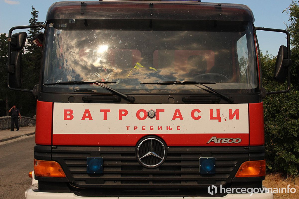 Veliki požar u istočnoj Hercegovini, zatvorena magistralna cesta