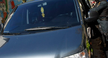 Federalna policija kombi