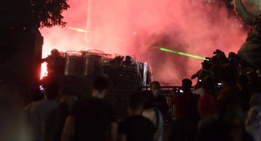 NEREDI U BEOGRADU Među uhićenima i državljani BiH, Engleske, Tunisa