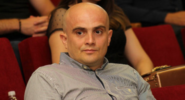 SLAVEN RAGUŽ Zašto nitko ne upita Safeta Oručevića ima li on problema s prelaskom hrvatske granice s hrvatskim dokumentima?