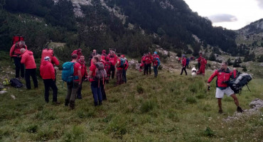 AKCIJA 46 spasioca iz Hercegovine izvlačilo ozlijeđenog planinara sa Prenja