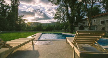 IZNAJMLJIVAČI KUĆA ZA ODMOR U HERCEGOVINI Cijene smo spustili, gostiju je 60 posto manje, već čekamo iduću sezonu