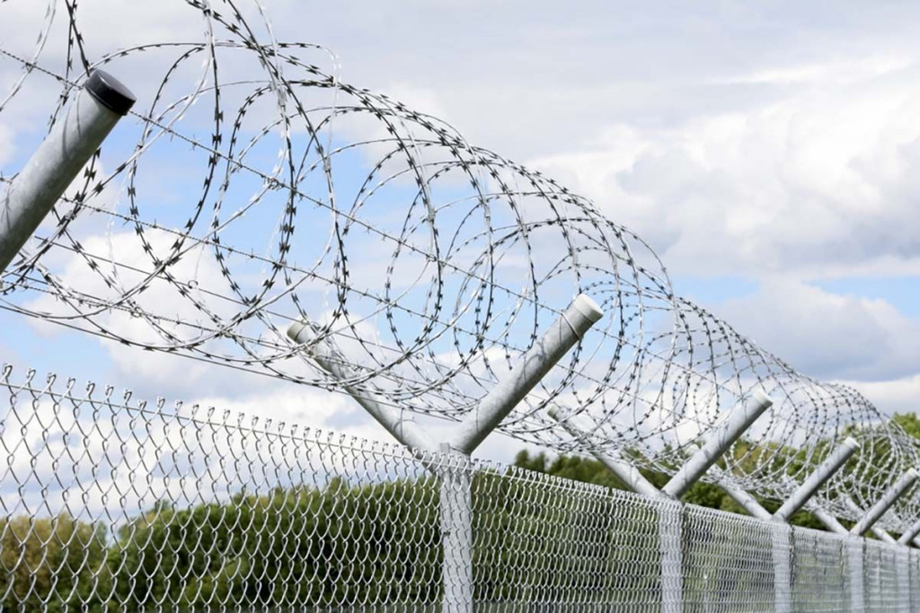 ZBOG MIGRANATA Srbija se žicom ograđuje od Sjeverne Makedonije