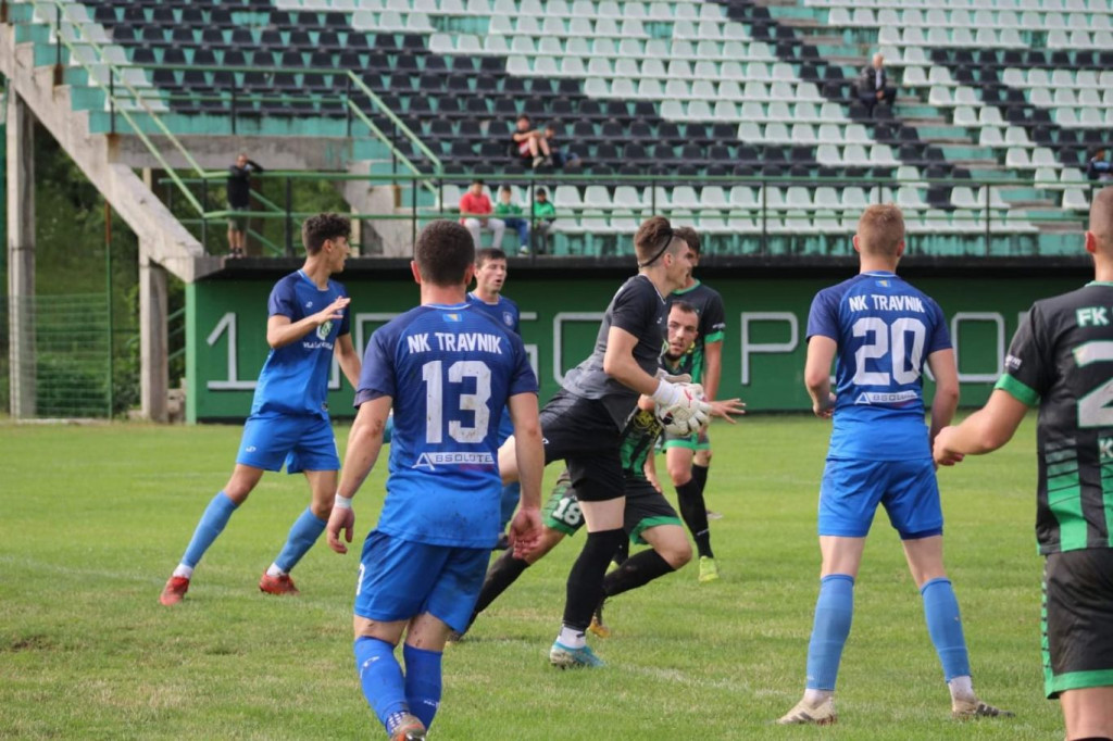 FILIP VASILJ PONOVNO ČISTE MREŽE Najvažnije je braniti, naporno ću raditi da stignem i brata i oca
