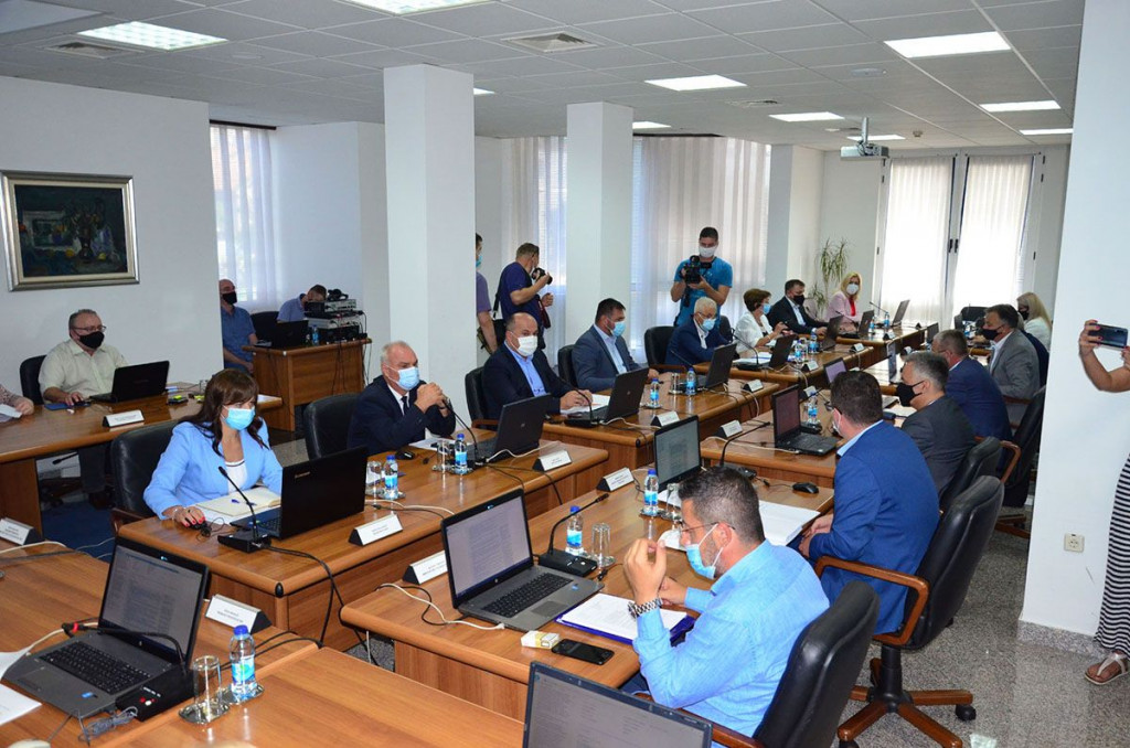VLADA FBIH Izdvaja se više od 13 milijuna KM za nabavku cjepiva protiv koronavirusa