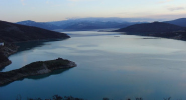 TRAŽE SOMA OD 100 KILOGRAMA “Hercegovačko more” dočekalo kupače i ribare