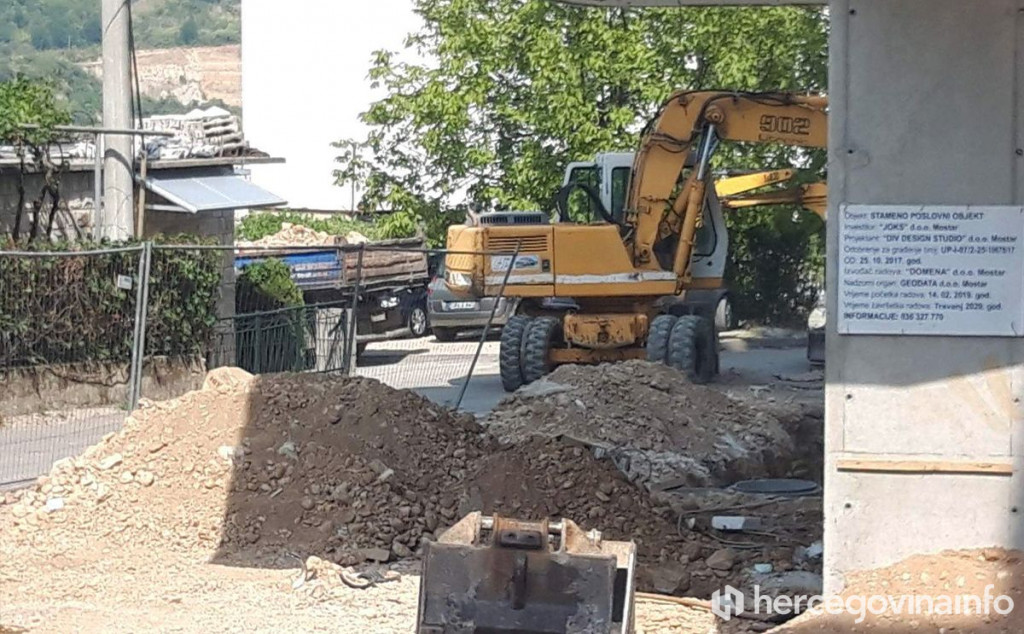 Policija opet na Bijelom Brijegu, ovaj put zbog zatvaranja ulice