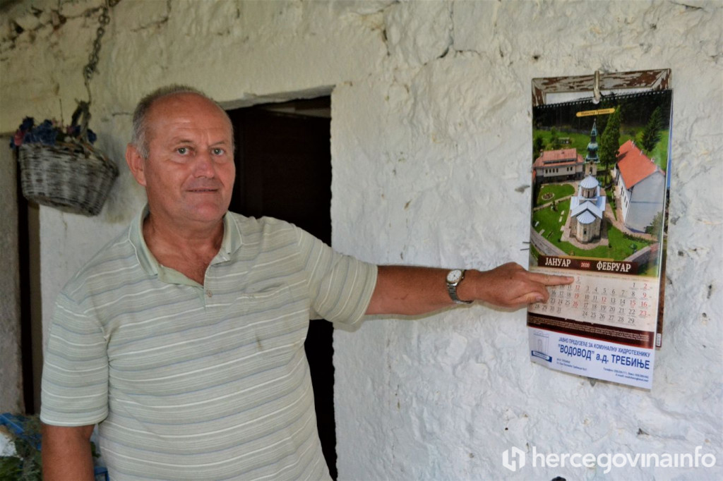 HODAJUĆI KALENDAR Ovaj Hercegovac spaja bilo koji datum s danom u prošlosti ili budućnosti