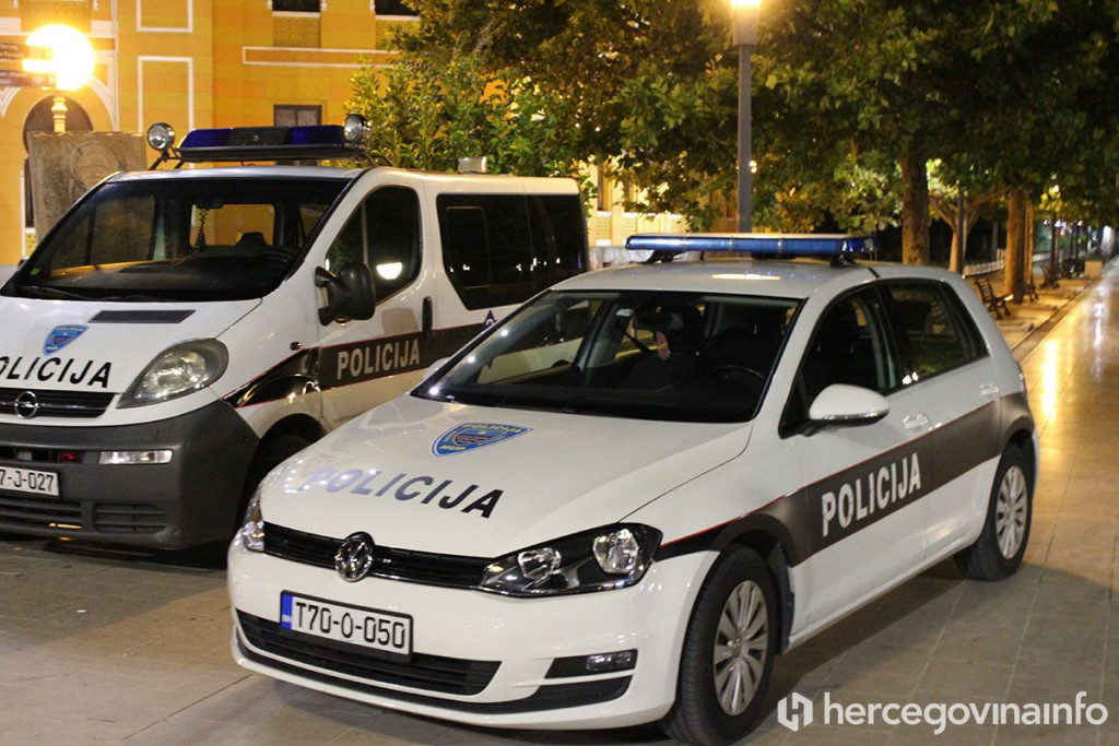 MOSTAR Muškarac 'pao' sa speedom