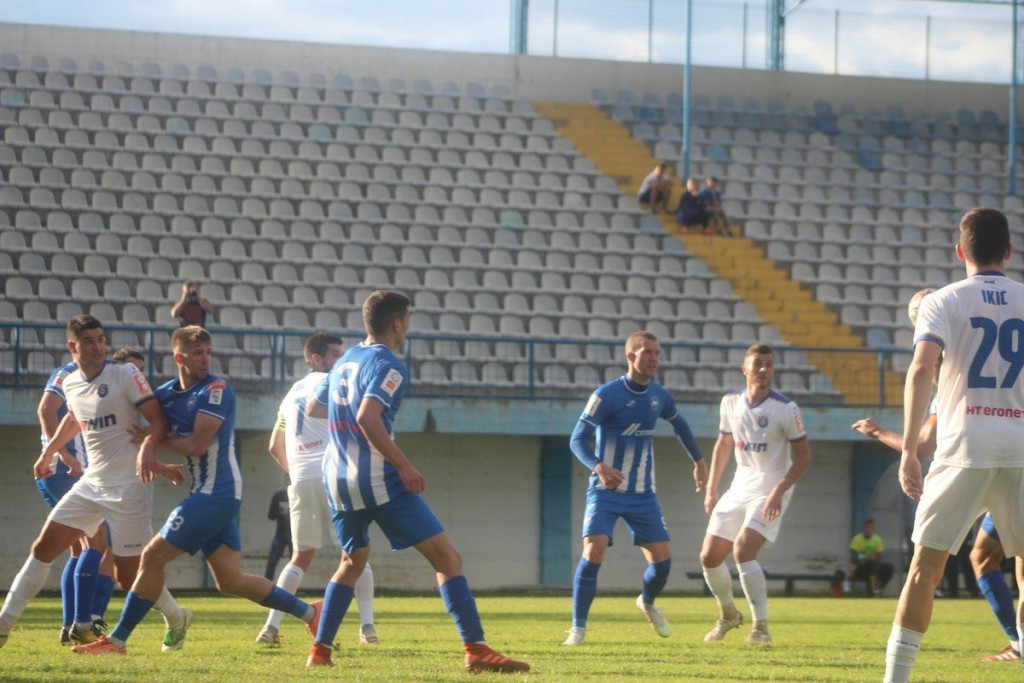 KUP BIH Zrinjski Tekstilcu utrpao sedam komada, Široki minimalno slavio u Gabeli, Velež rutinski u Brčkom