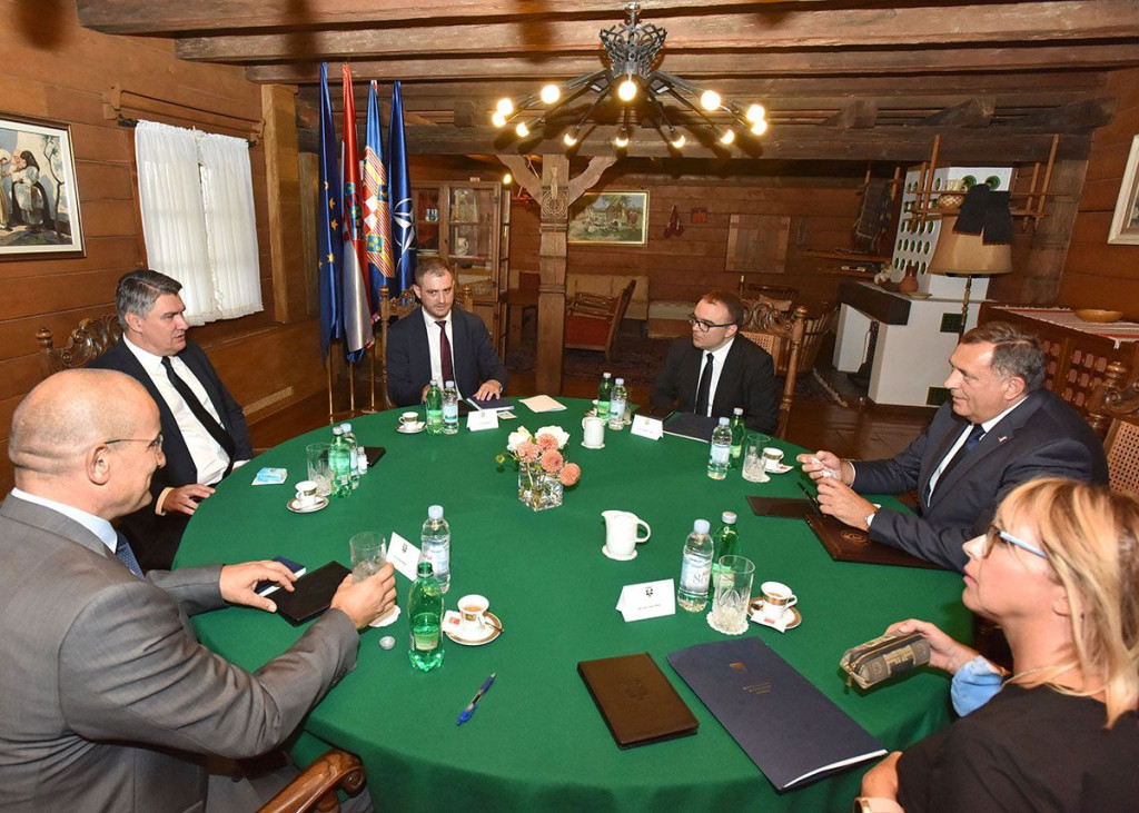 ZAGREB Milanović o pravima Hrvata u BiH, a Dodik o Bošnjacima i strancima