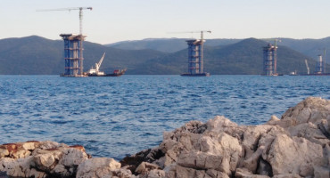 Pelješki most