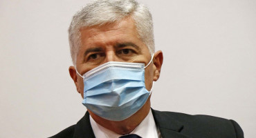 Čović ne bi sankcije Dodiku, a kaže da HDZ doprinosi uvođenju reda u državi
