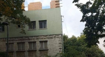MOSTARCI SE ČUDE Mansarda na mansardi u blizini Rondoa