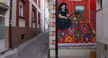 STREET ART Mostar ofarban novim bojama