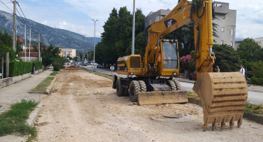 DAN NAKON NAŠEG TEKSTA Zatrpane rupe u Ulici blajburških žrtava