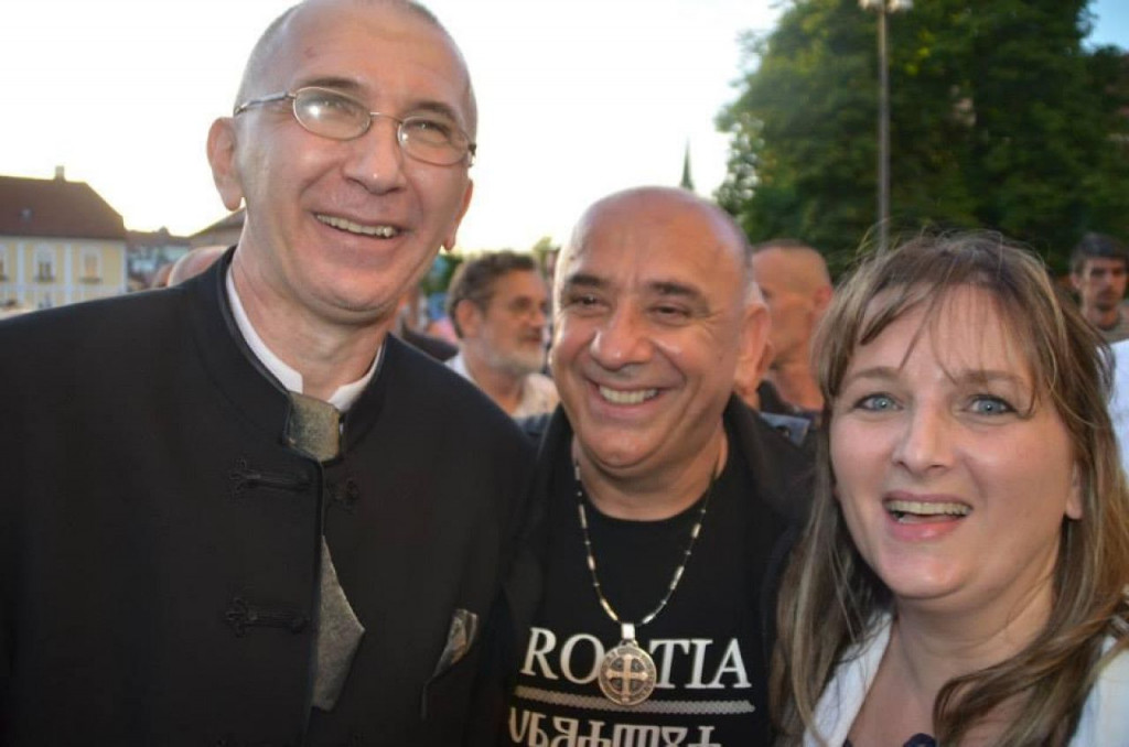JASENOVAC I GRADIŠKA STARA Hercegovački svećenik mora iz Njemačke nazad u BiH zbog facebook statusa