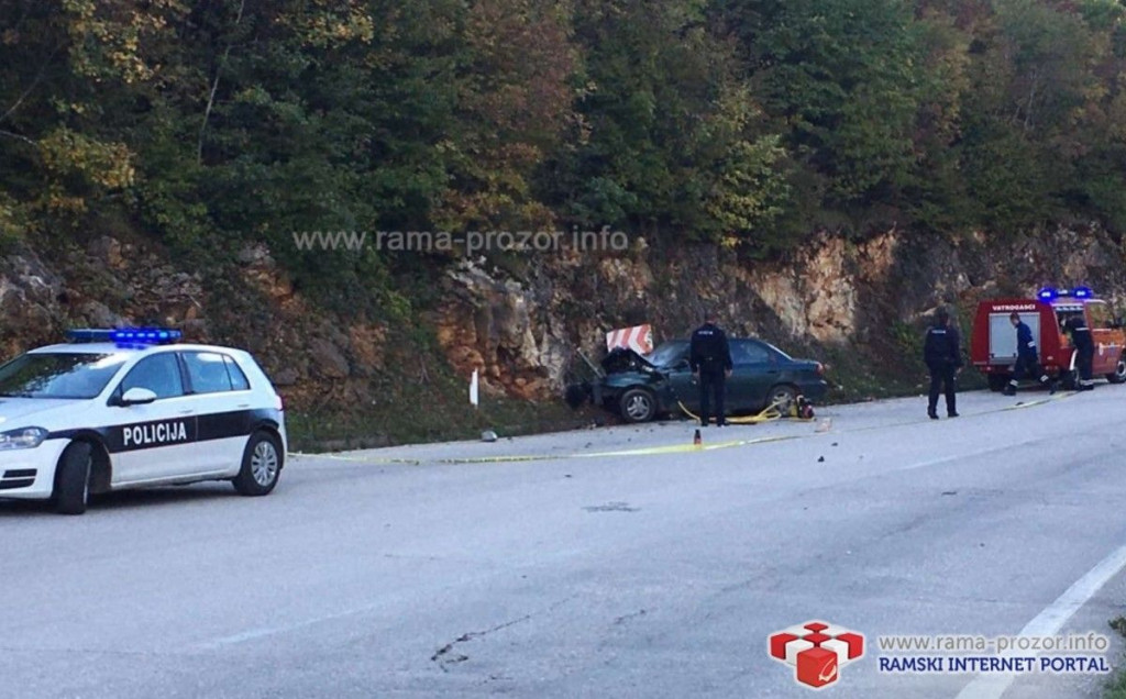 TEŠKA PROMETNA NESREĆA Na cesti između Rame i Tomislavgrada poginule dvije osobe