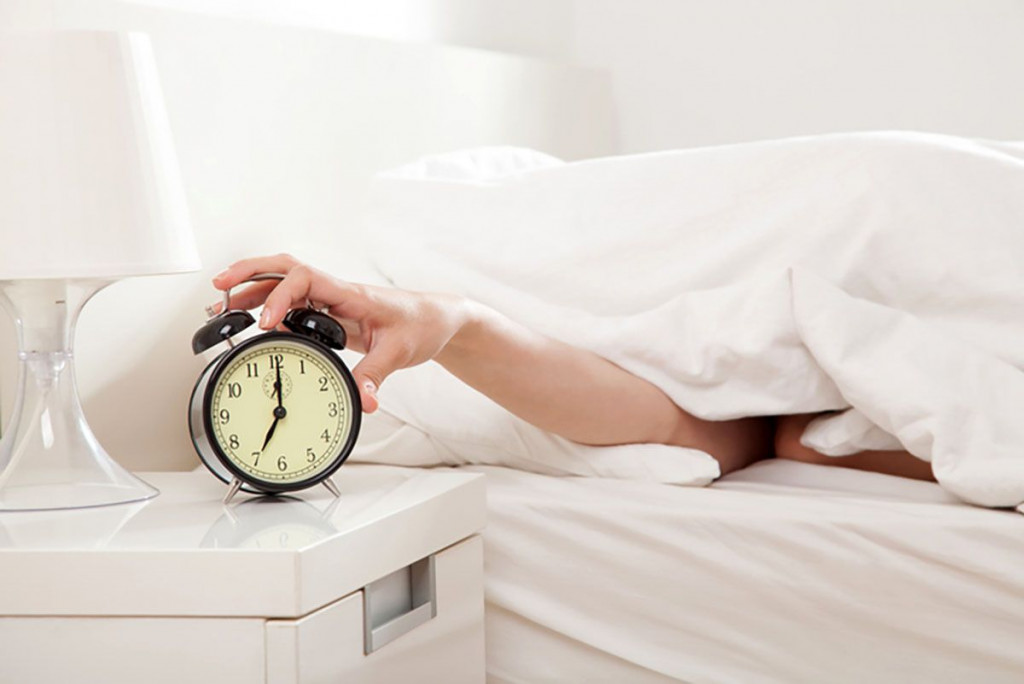 SPAVANJE Javite se doktoru ako odlažete alarm za buđenje