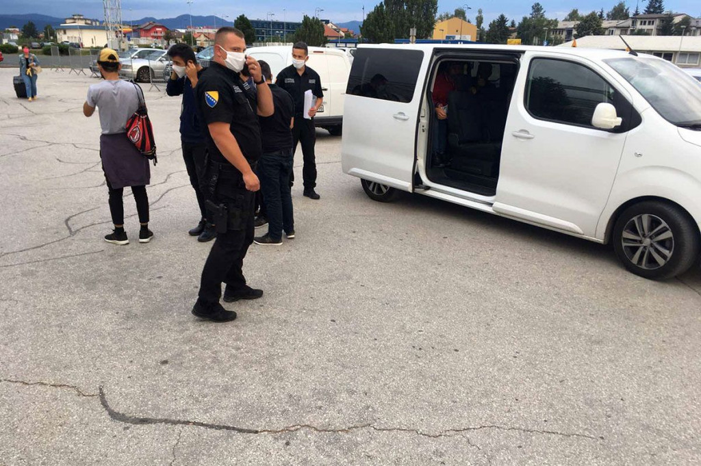 NEZAKONIT BORAVAK Iz BiH protjerano 29 stranaca
