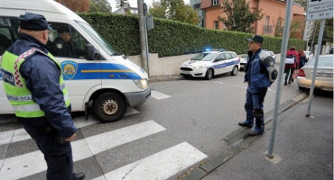 Policija