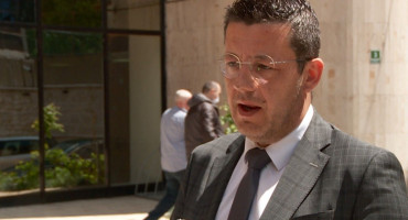 ČAMPARA IZBAČEN IZ SDA 'Da imam interesa vidio bih s Asimom da mi završi povratak, ali nemam'