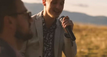 COVER ZA DUŠU David Glibo i Marijan Mile Radoš obradili veliki Oliverov hit