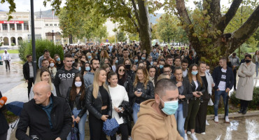 HSP BIH 'Rektor koristi udbaške metode Miroslava Ćorića'