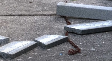 Oskvrnuto spomen obilježje hrvatskim žrtvama u središnjoj Bosni