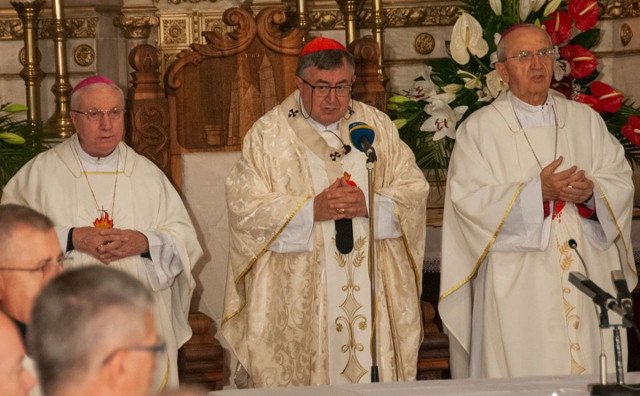 SARAJEVO Kardinal Vinko Punljić proslavio 75 godina života, 50 misništva, 30 biskupstva i više od 25 kardinalske službe
