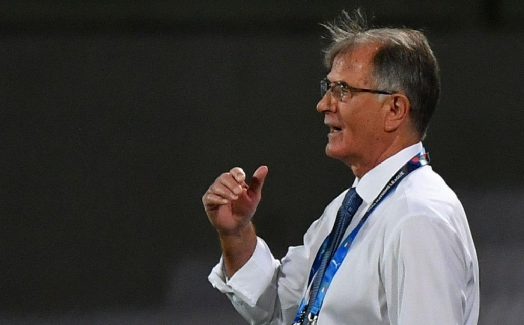 Dušan Bajević