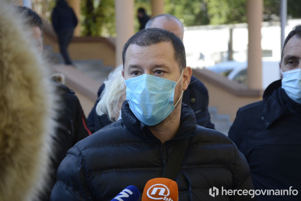 PRIOPĆENJE NA PRIOPĆENJE Iz Sindikata tvrde da Vlada HNŽ obmanjuje javnost