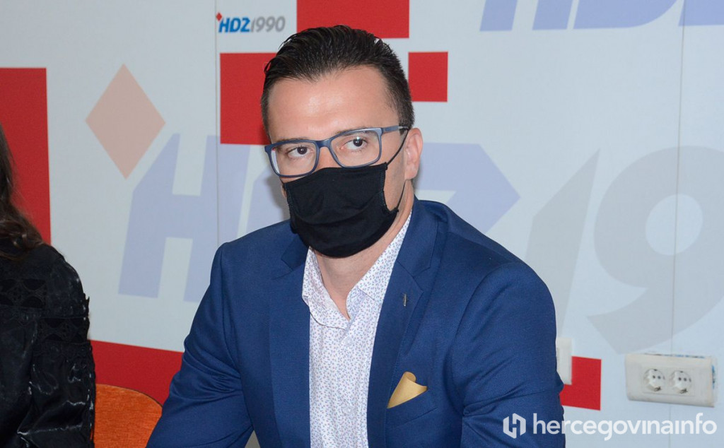 SLAVEN PRINC Vrijeme je za velike promjene u Devedesetki, a svim srcem želim da Kordić bude gradonačelnik
